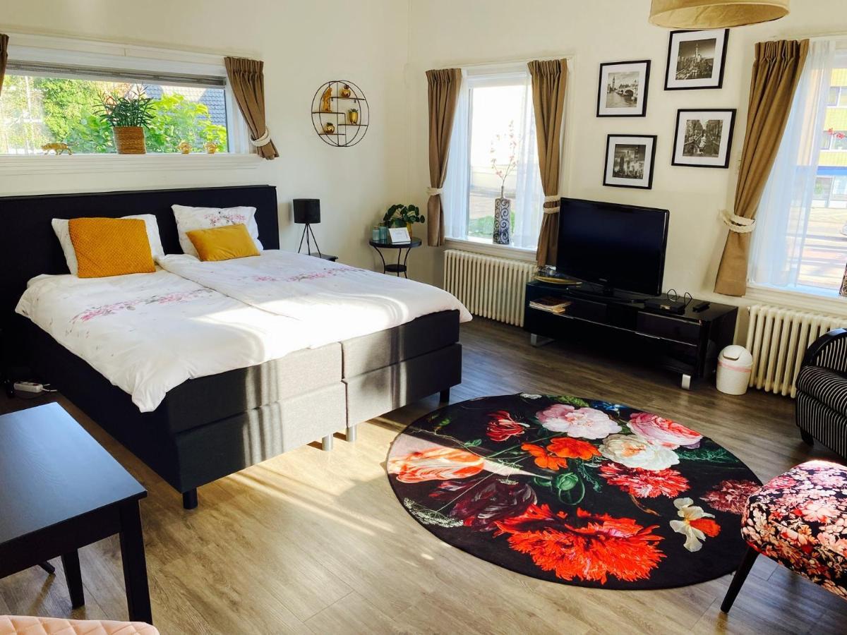 Guesthouse Villa De Eikhof เฮงเงโล ภายนอก รูปภาพ
