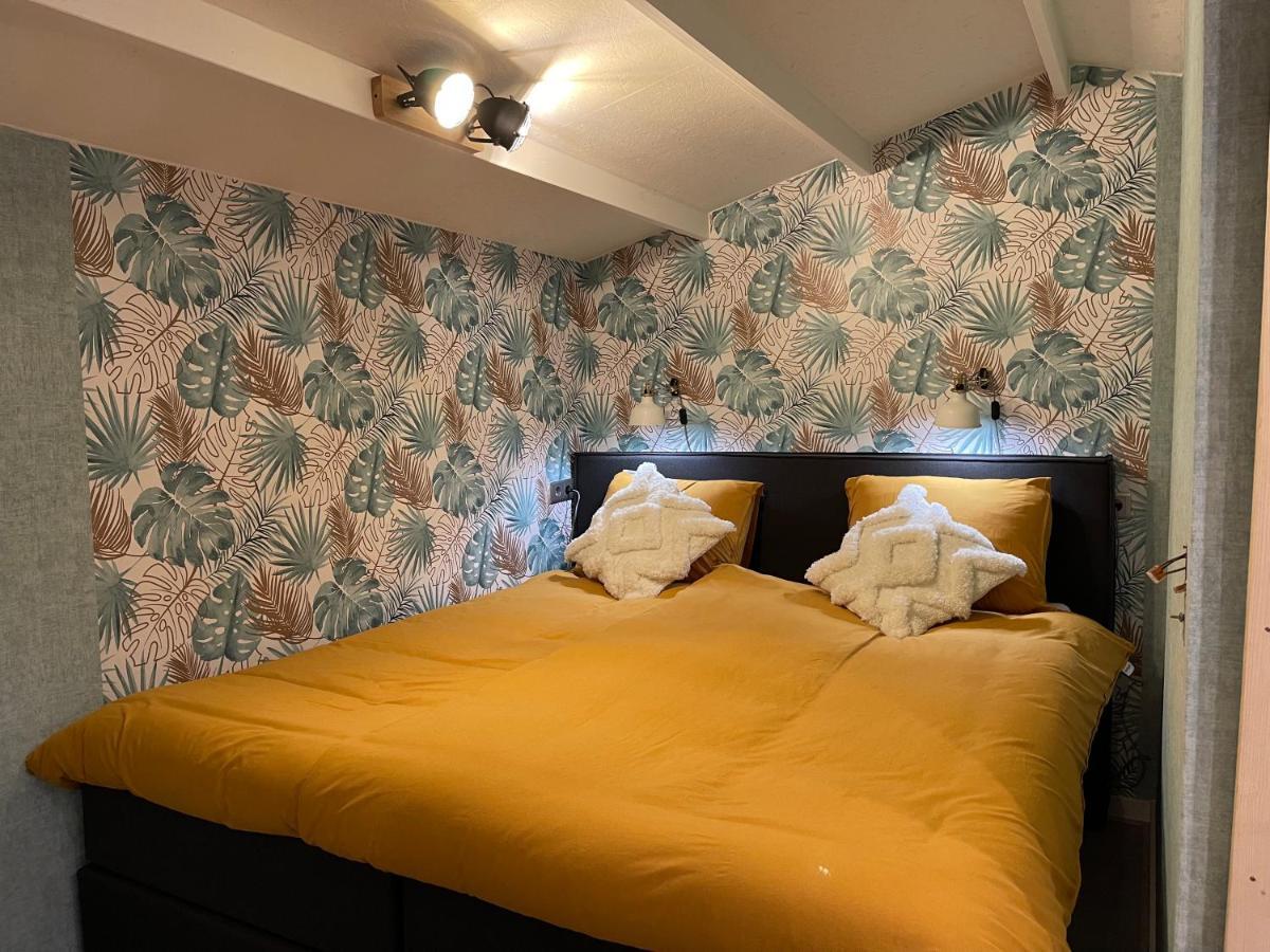 Guesthouse Villa De Eikhof เฮงเงโล ภายนอก รูปภาพ